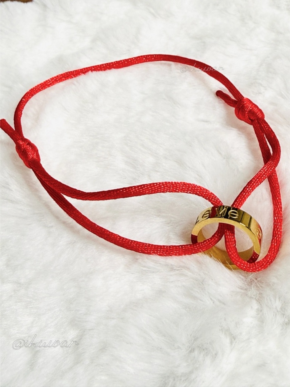 18K Gold Plated Unisex Adjustable Red Cord Screw Ring Bracelet - Picture 2 of 7